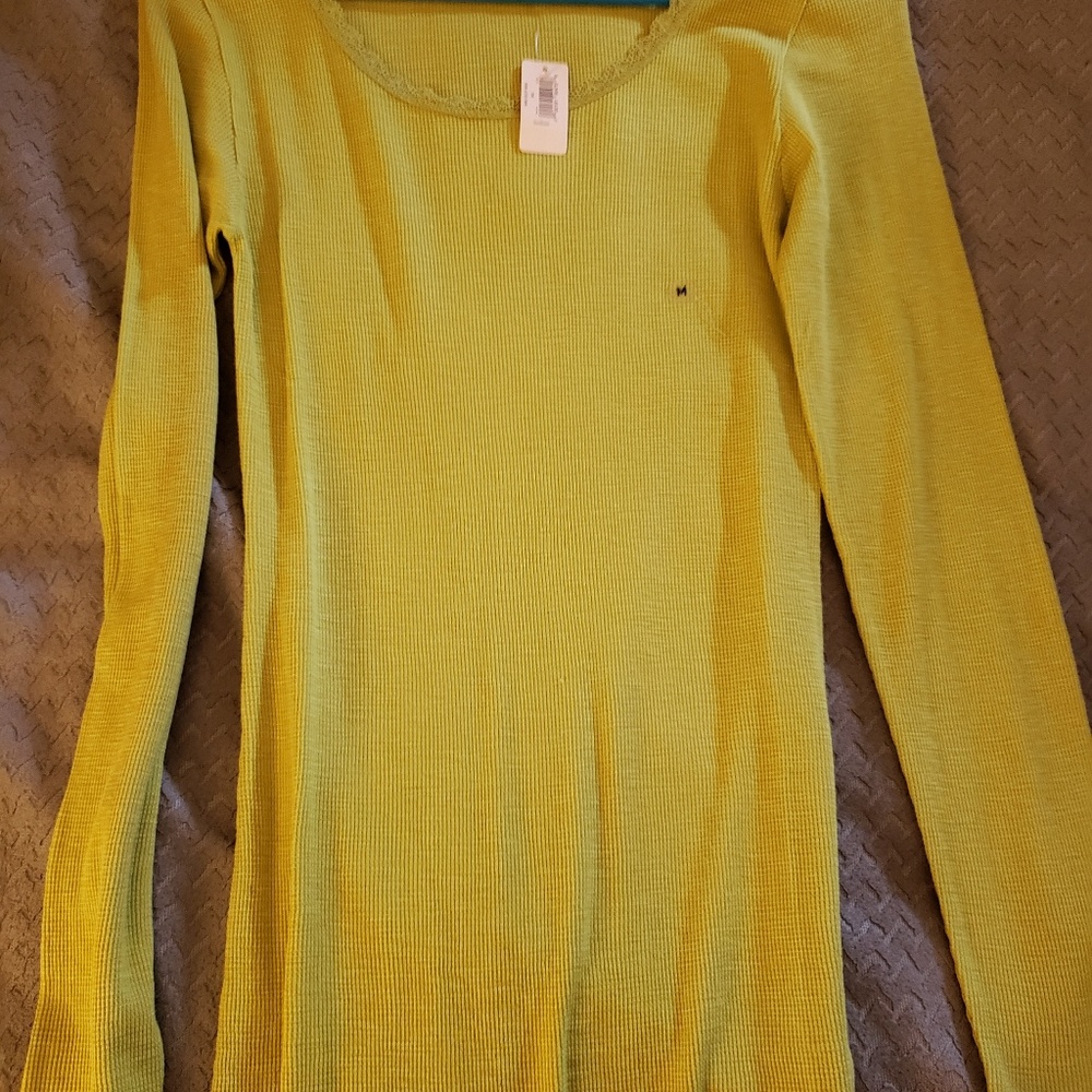 Long sleeve shirt